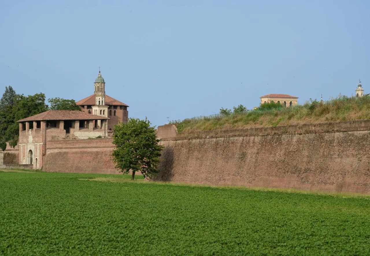Toson D'Oro Bed & Breakfast Sabbioneta